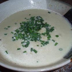 Диетический суп-пюре из цветной капусты и лука-порея