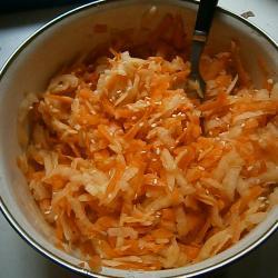 Салат из моркови Полезный